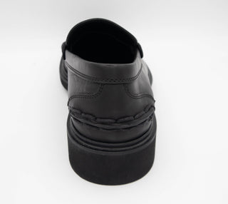 Tods Mens Leather Loafers in Black