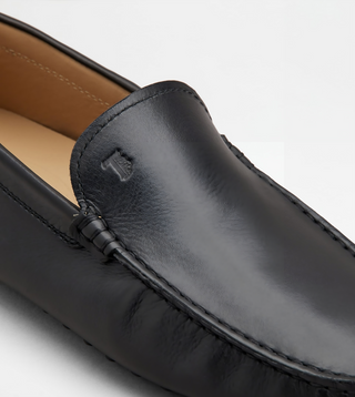 Tod's Mens Gommino Driving Loafer