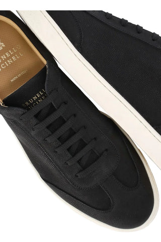 Brunello Cucinelli Logo Embossed Low-Top Sneakers in Black