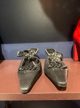 Tom Ford Archive Women’s Black Leather Pump With Silver Buckle