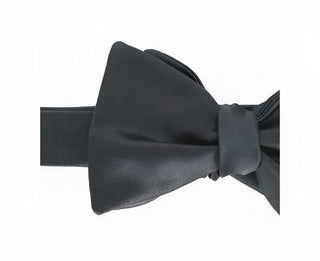 Brunello Cucinelli Men’s Medium Grey Bow Tie