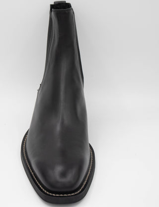 Tods Mens Heeled Leather Chelsea Boots in Black